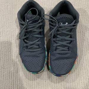 Boys Under Armour basketball shoes